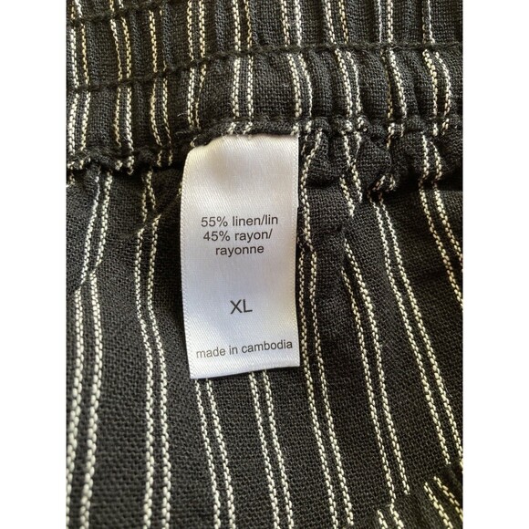 Maurices Women's XL Black White Stripe Linen Blend Pull On Shorts 1X Pockets - Picture 6 of 7